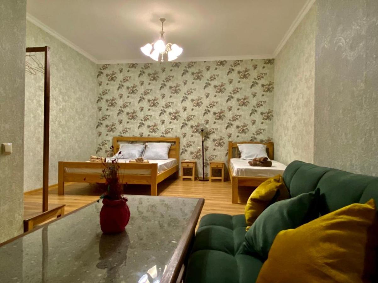 Guest House - Avlabari Tbilisi Exterior photo