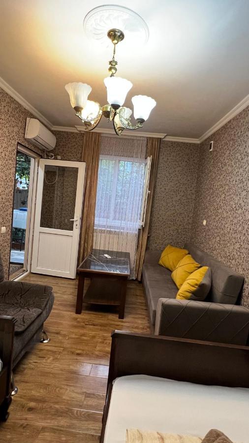 Guest House - Avlabari Tbilisi Exterior photo