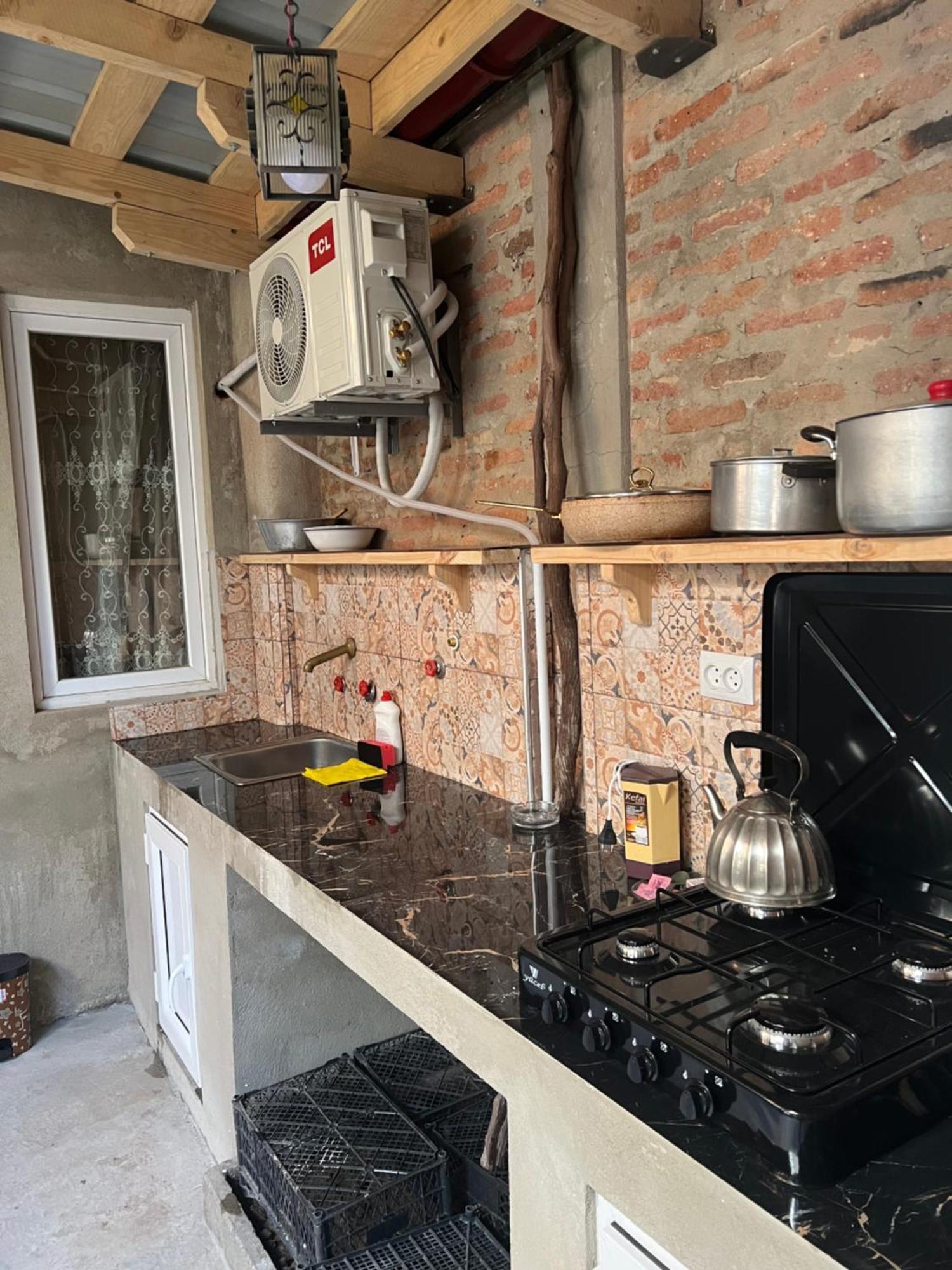 Guest House - Avlabari Tbilisi Exterior photo